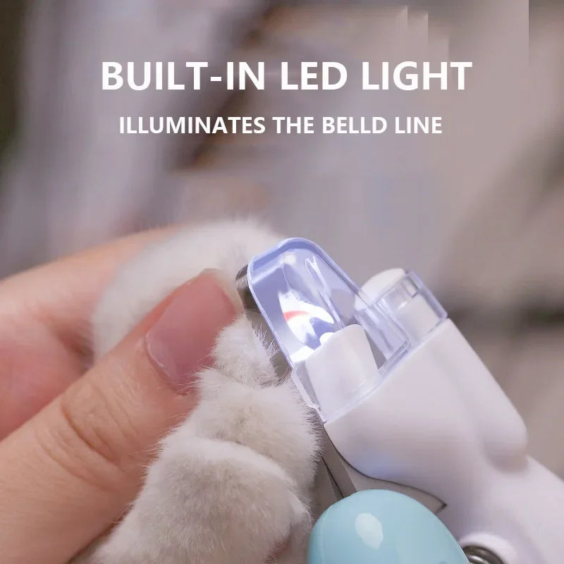 Bright LED Light Feature on Pet Nail Clipper for Quick Line