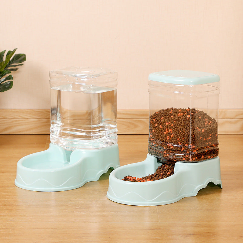 Gravity pet water dispenser fountain with automatic refill bottle